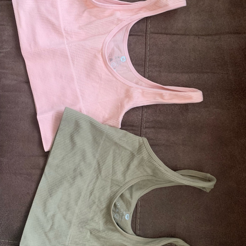 two seamless tank tops
